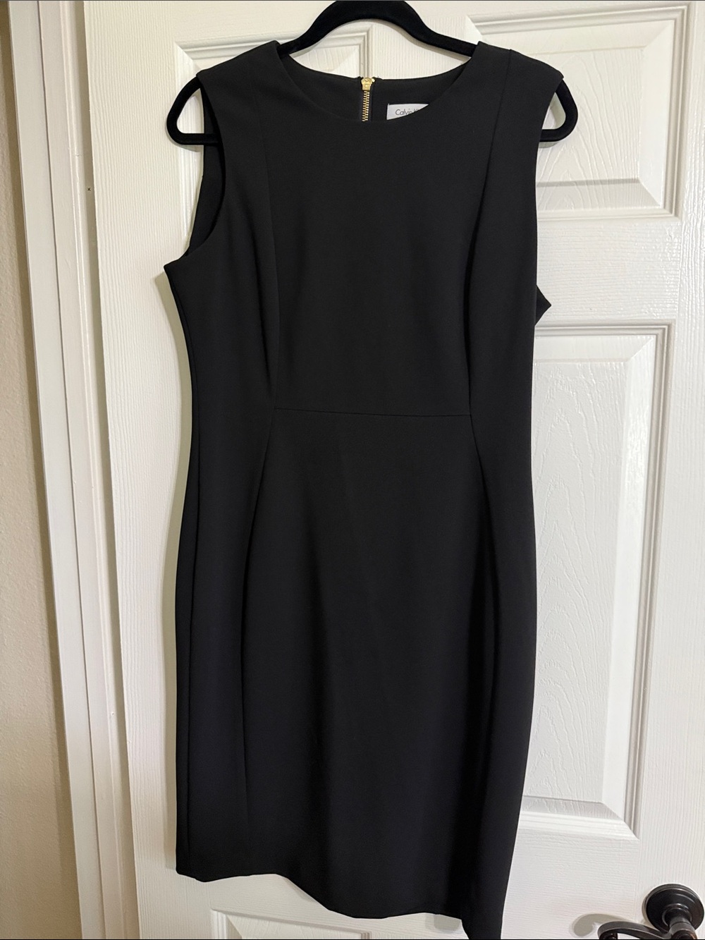 Calvin Klein Black Sleeveless Sheath Mini Dress